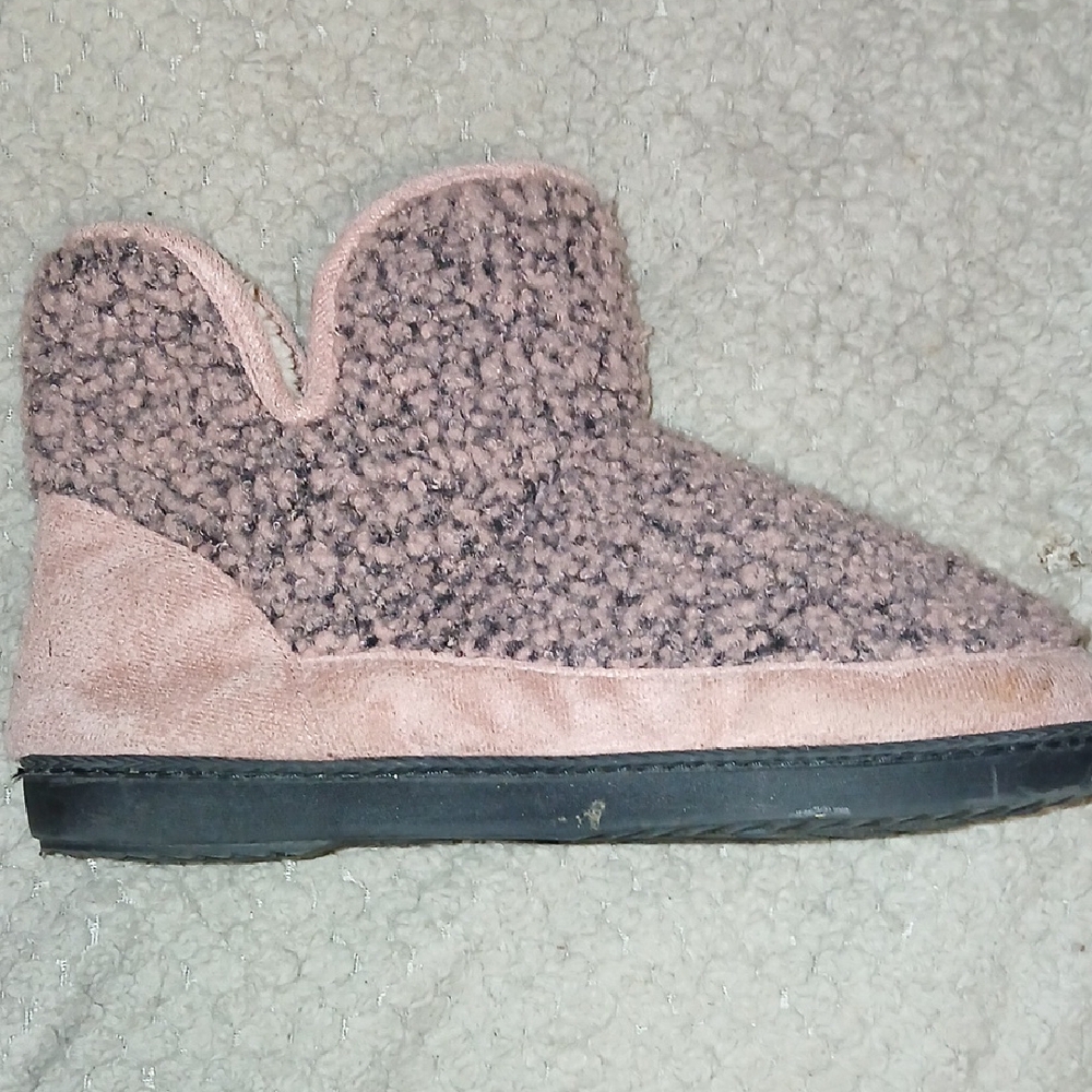 Cozy Pink Fuzzy Slippers